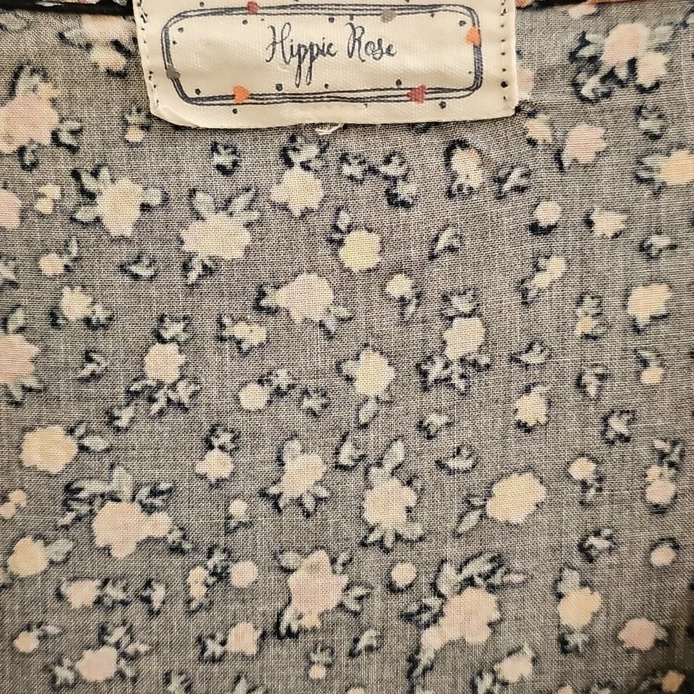 Hippie Rose Women's Top - Picture 2 of 8